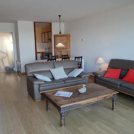 Appartamento Four-fine 703 With Frontal Sea View